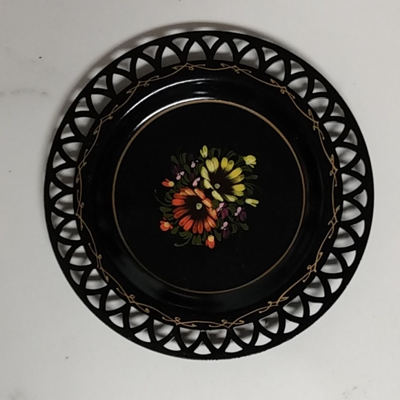 Russian Folk Art Metal Wall Plate Folk Art - Picture 5 of 10